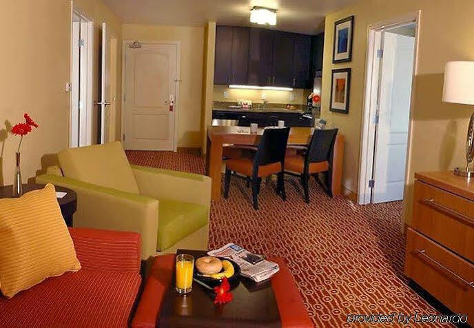 Towneplace Suites By Marriott Sacramento Roseville Ngoại thất bức ảnh